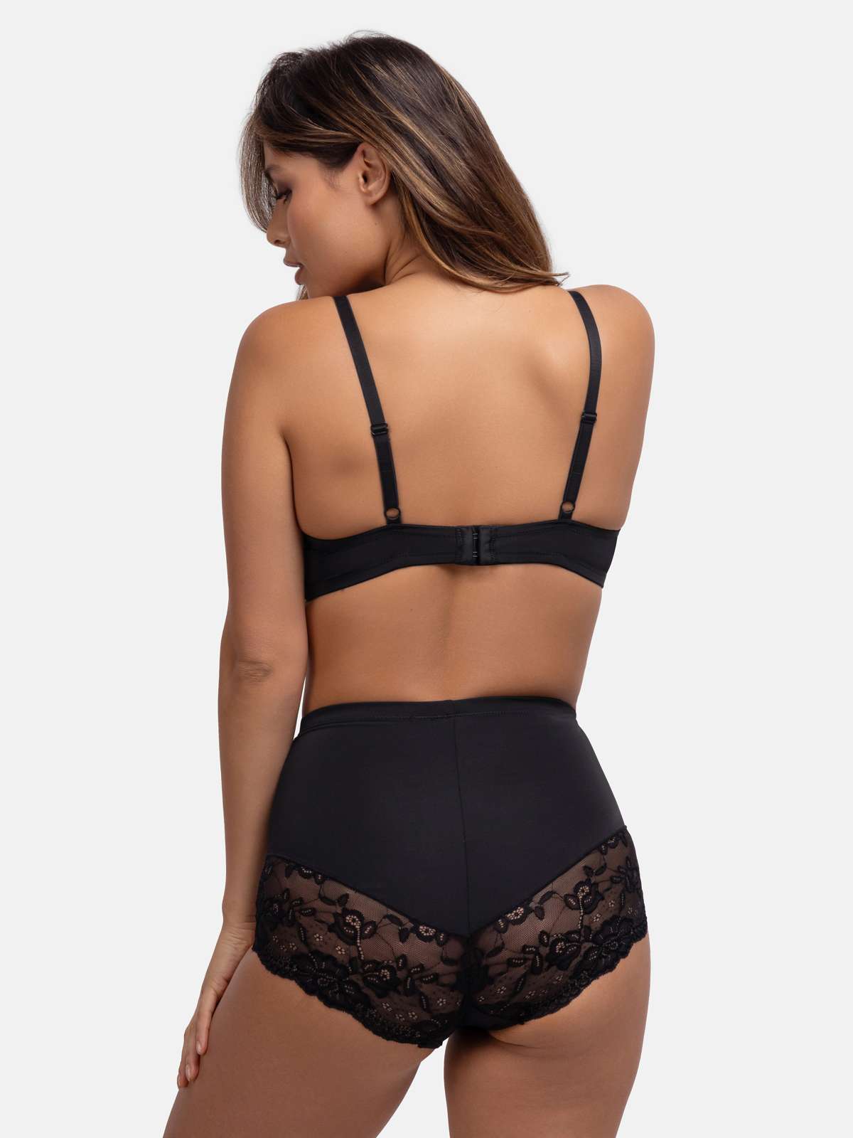 Brigitte Sculpting Brief