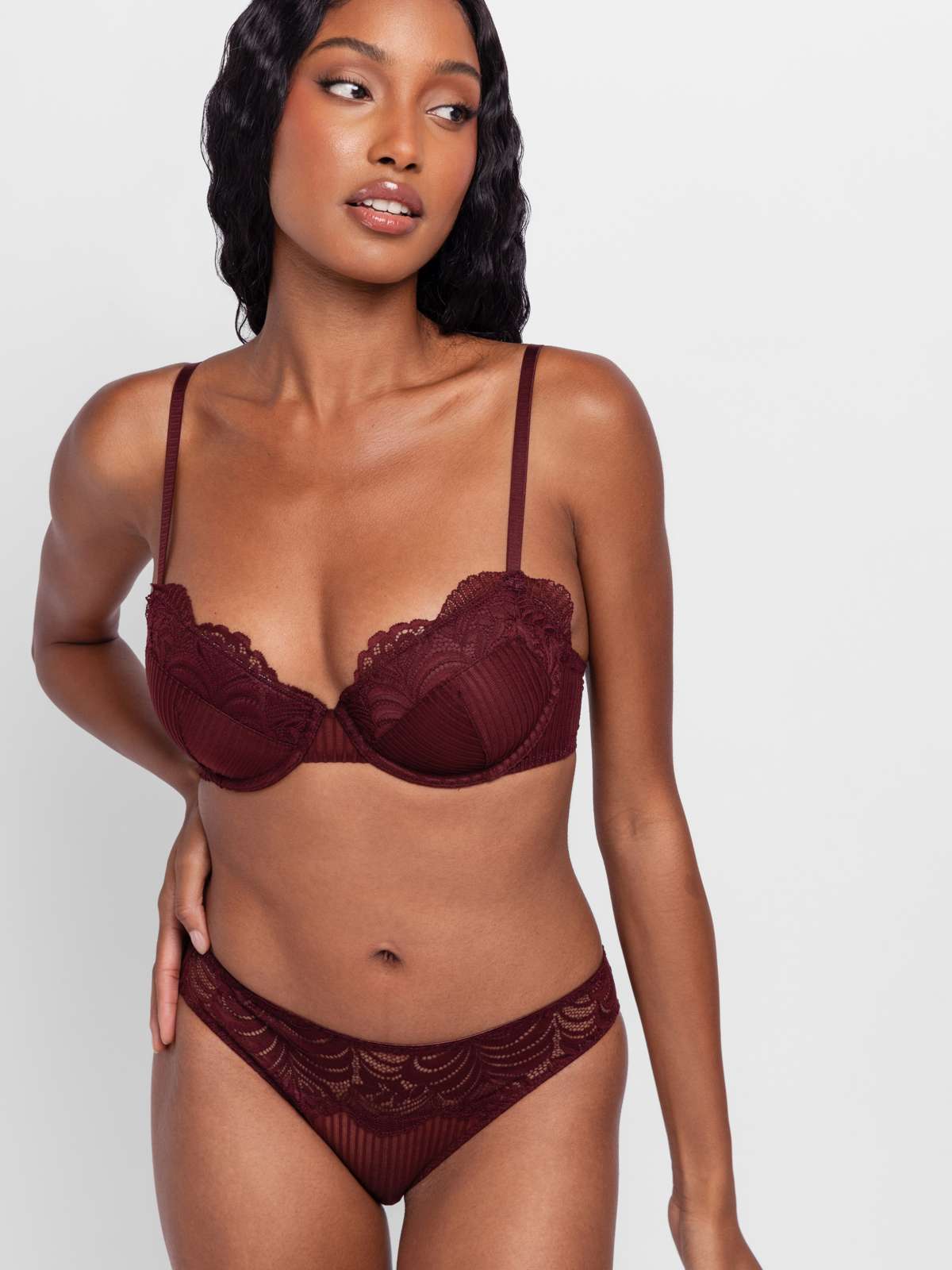 Emersyn 2pp Padded Demi Bra