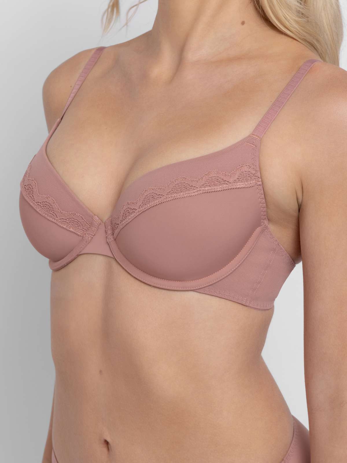 Jana- 2pp Demi Bra