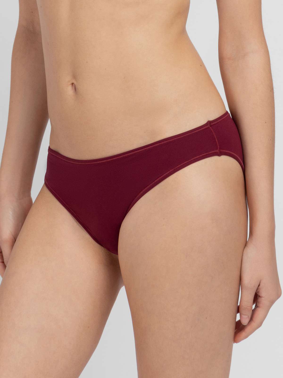 Noa Brief