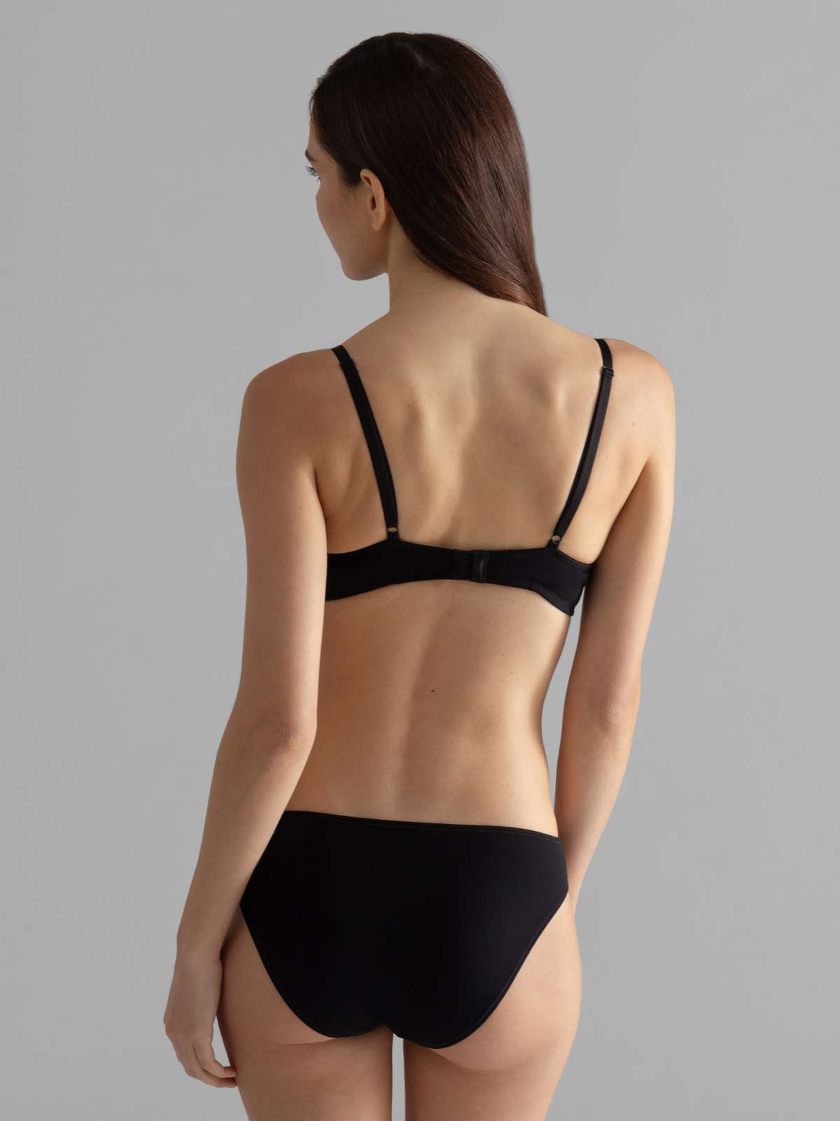 Noa Padded Plunge