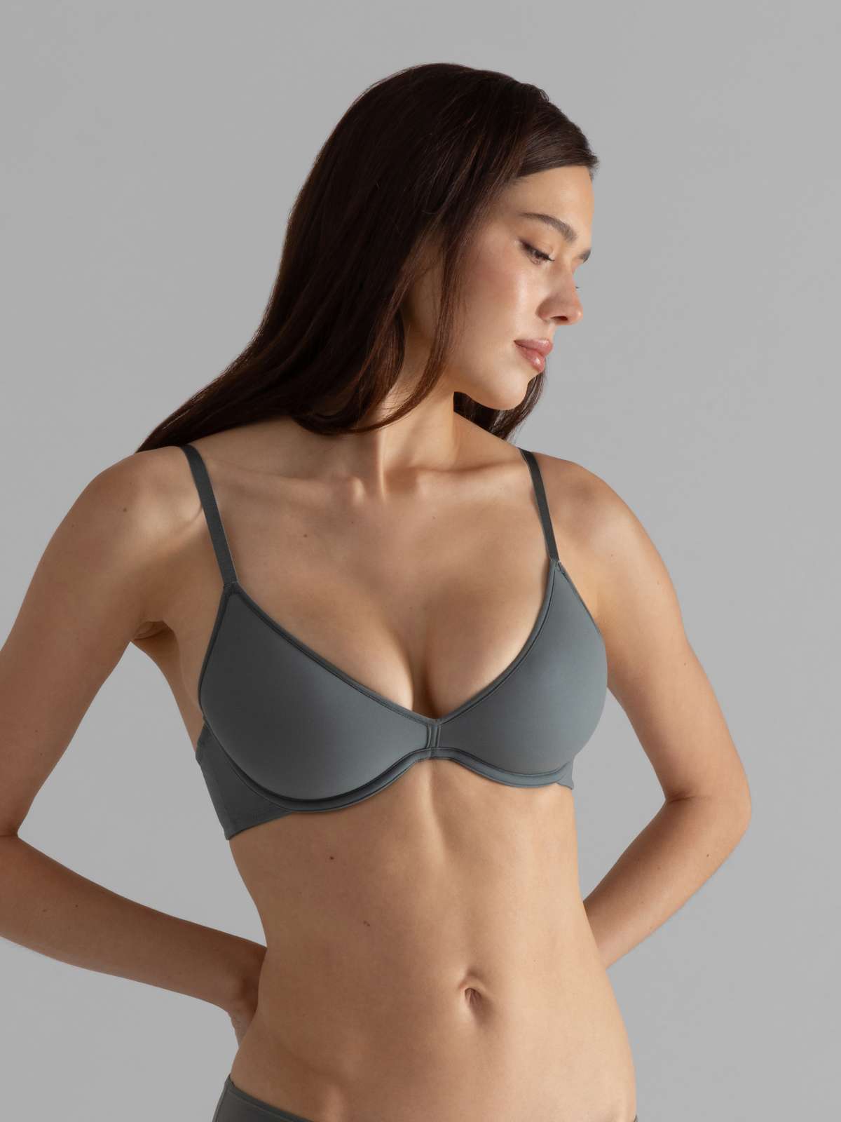 Noa Padded Plunge