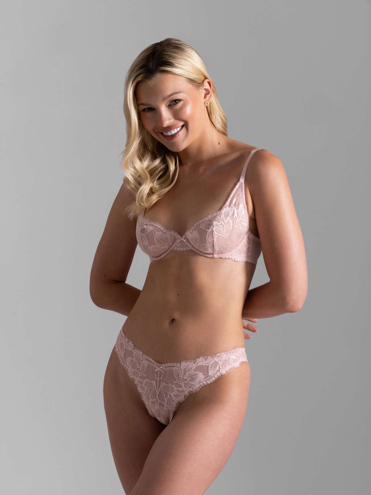 Perfect Lace Thong
