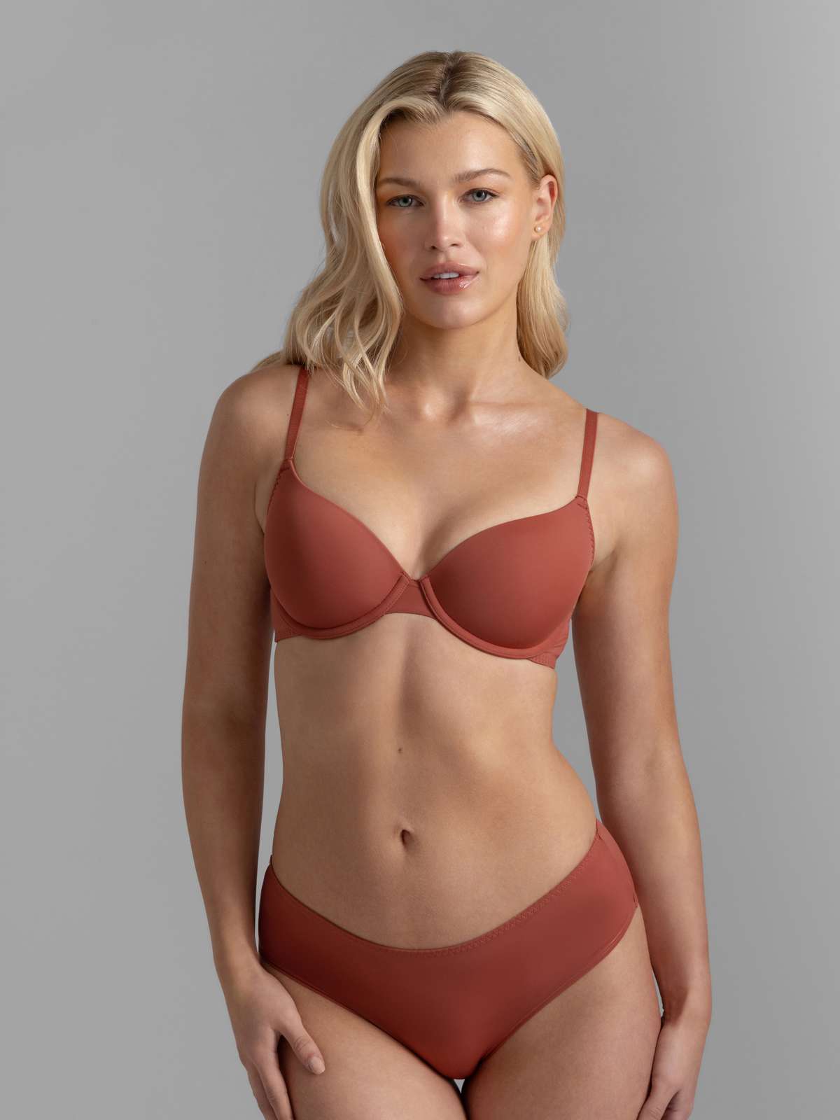 Jana- 2pp Demi Bra