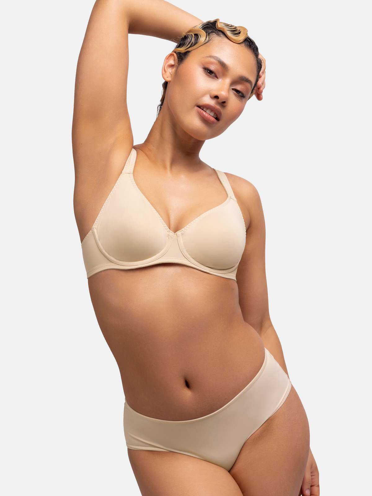 Lindsay Non Padded Full Coverage Bra