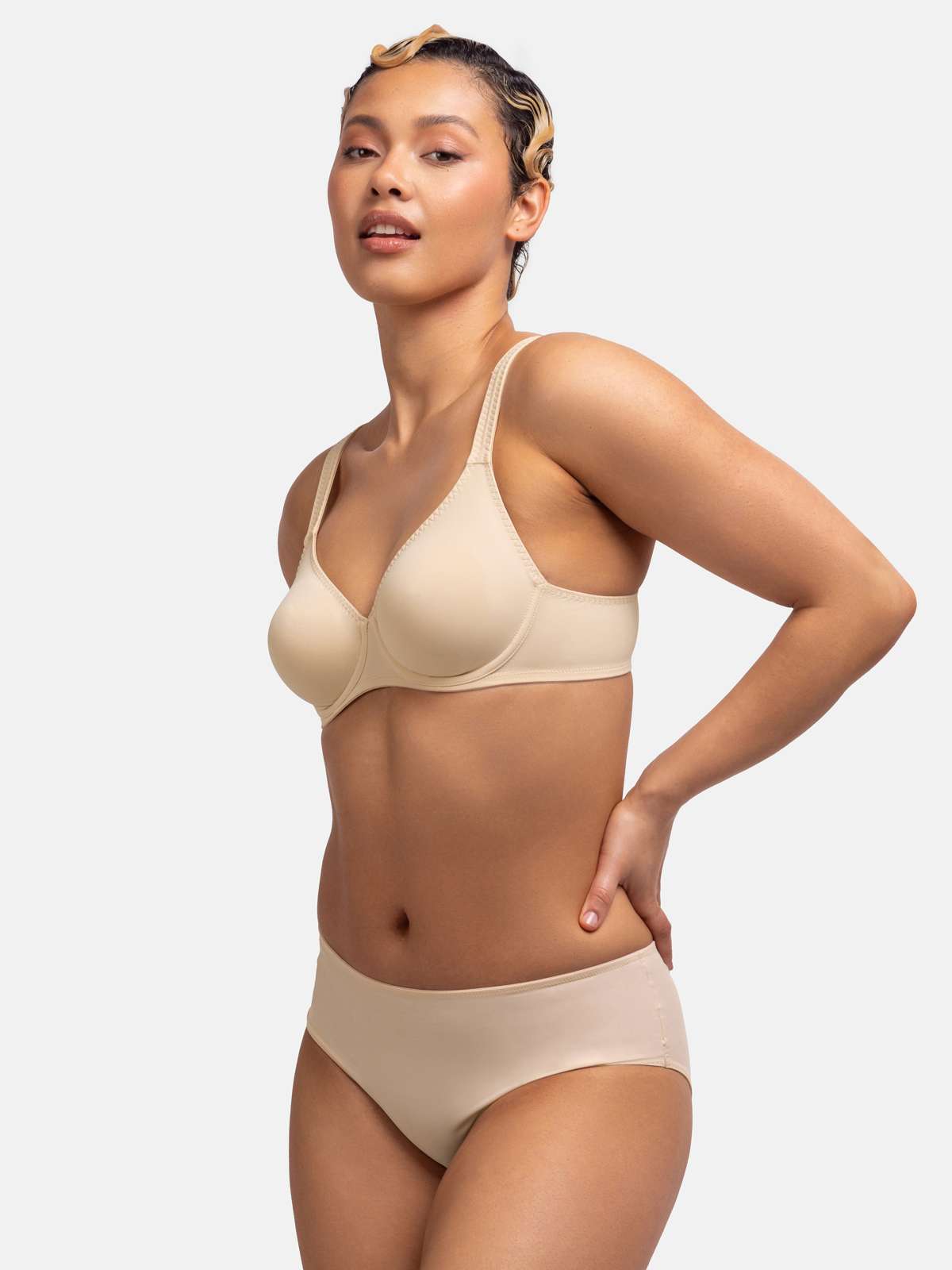 Lindsay Non Padded Full Coverage Bra