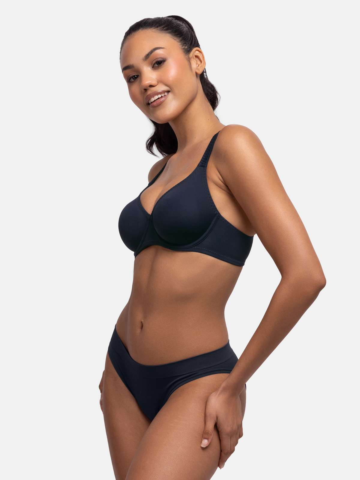 Lindsay Non Padded Full Coverage Bra