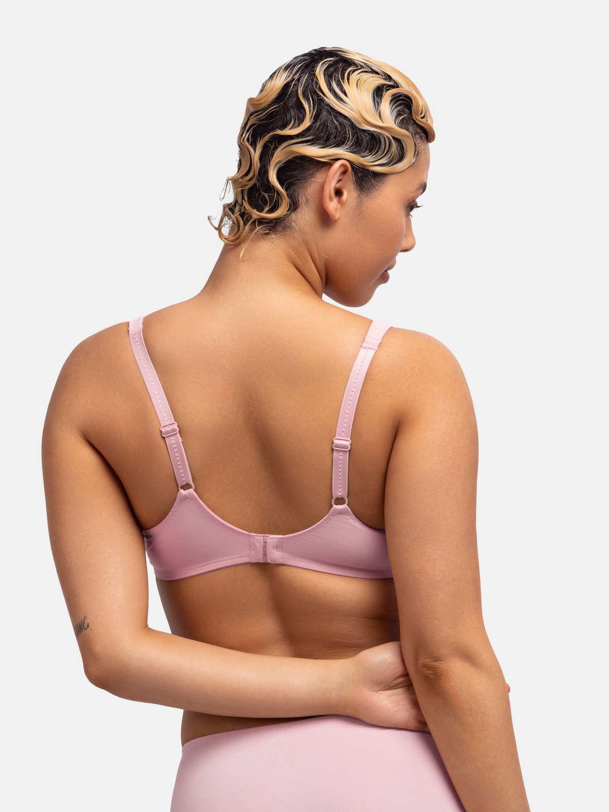 Lindsay Non Padded Full Coverage Bra