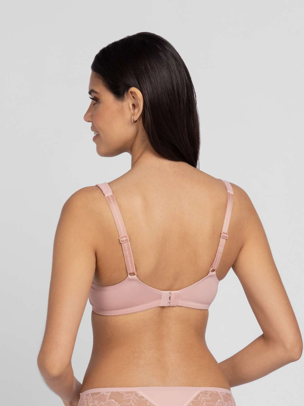 Lindsay Non Padded Full Coverage Bra