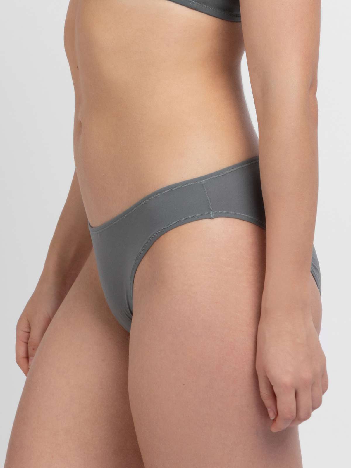 Noa Brief