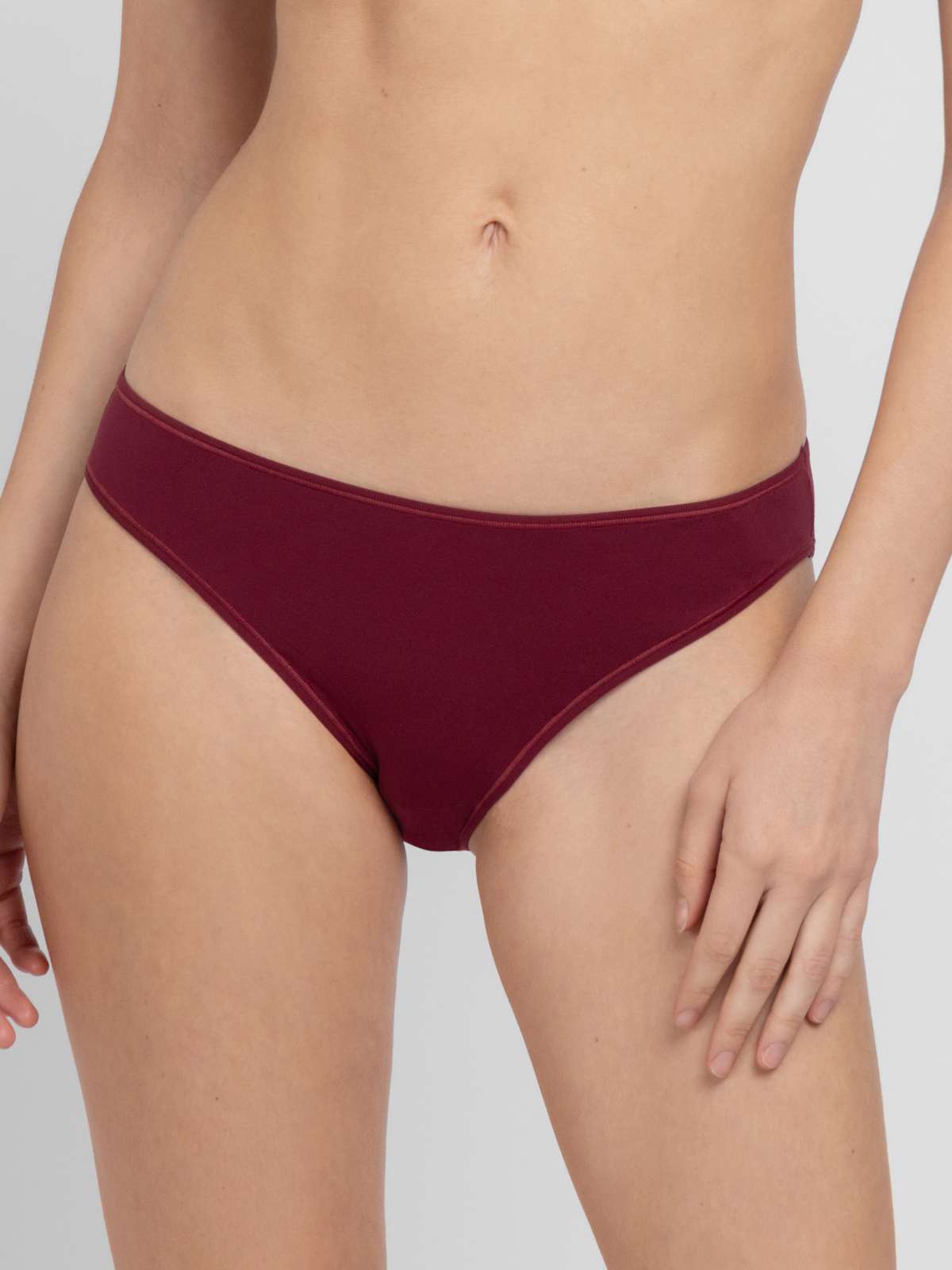 Noa Brief