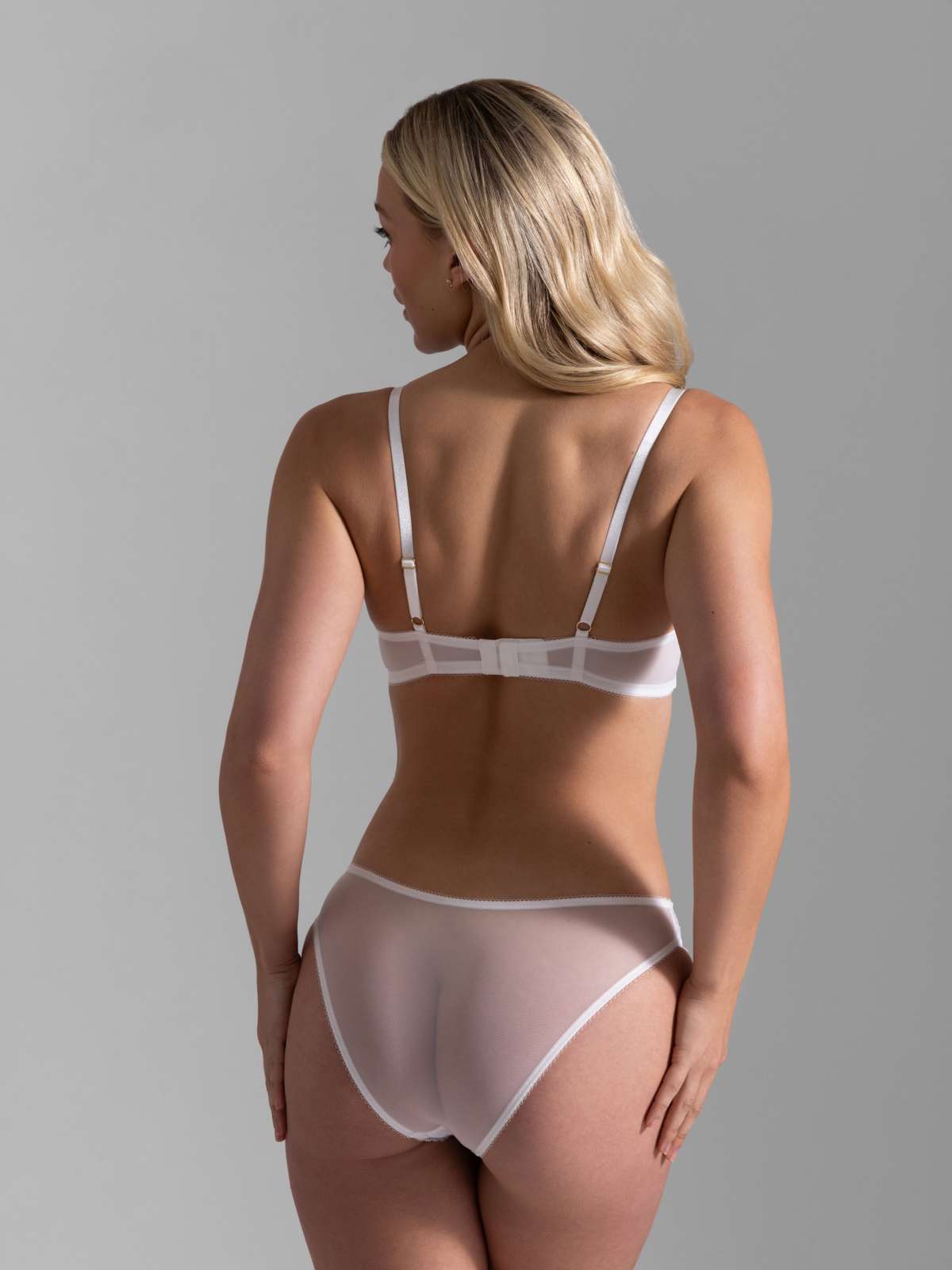 Perfect Lace Brazilian